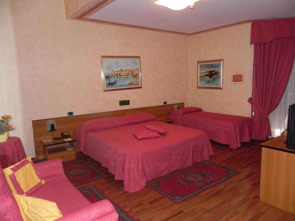 Hotel La Ruota Pianfei Pokój zdjęcie