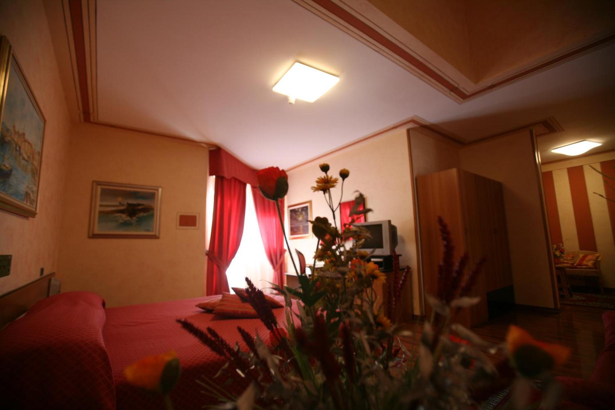 Hotel La Ruota Pianfei Zewnętrze zdjęcie